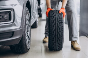 Leia mais sobre o artigo Com que frequência é preciso alinhar os pneus do veículo?