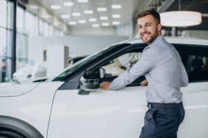 Leia mais sobre o artigo Comprar um carro novo: Dicas e cuidados essenciais