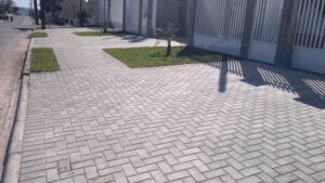 Leia mais sobre o artigo Paver de concreto: o que são e quais as vantagens?