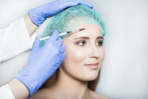 Leia mais sobre o artigo Quanto tempo dura o efeito do botox no rosto?