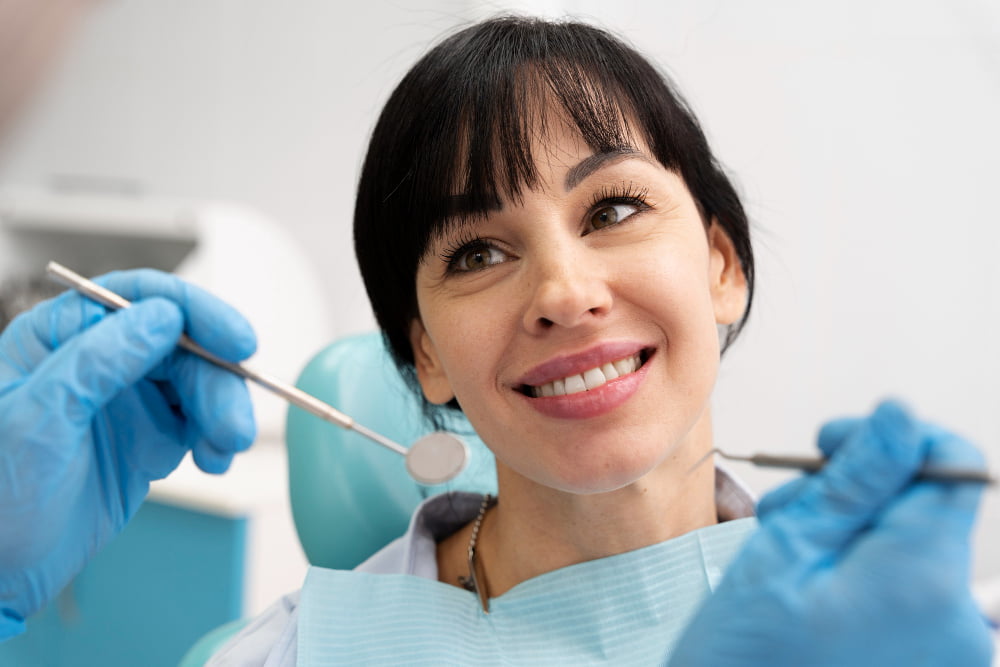 Implantodontia: Como funciona, qual o preço, quem pode fazer? 3 Implante dentario