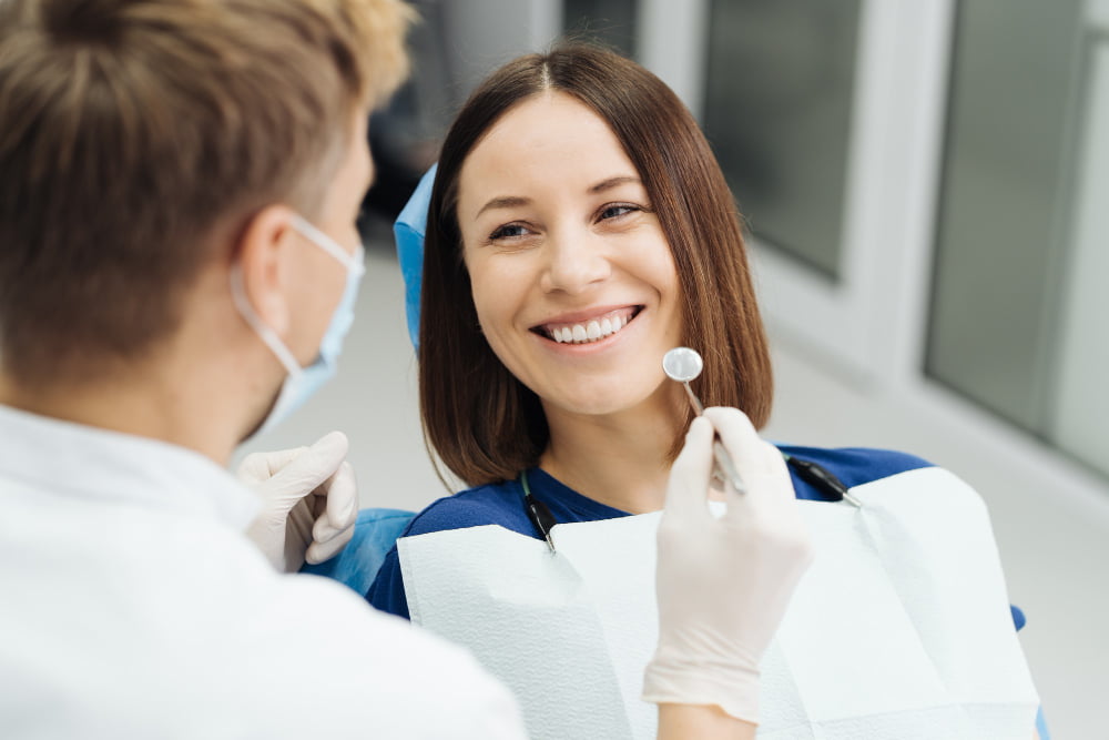 Implantodontia: Como funciona, qual o preço, quem pode fazer? 2 implante de carga
