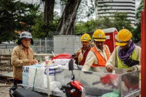 Projetos Temporários Facilitados pela Locação de Equipamentos 3 Locação de Equipamentos