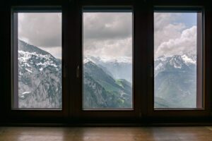 Tipos de insulfilms para janelas residenciais: descubra as opções ideais para proteção, conforto e privacidade 6 unsplash.com